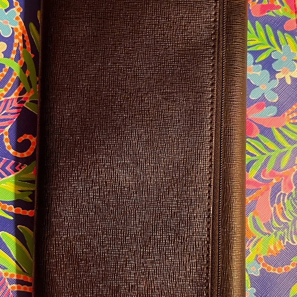 Coach black leather wallet - Picture 2 of 9